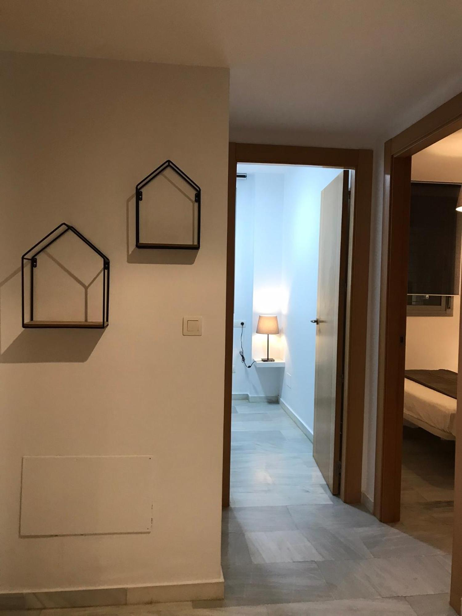Malaga Boutique Stay - Carlos Haya Area With Parking Exterior foto